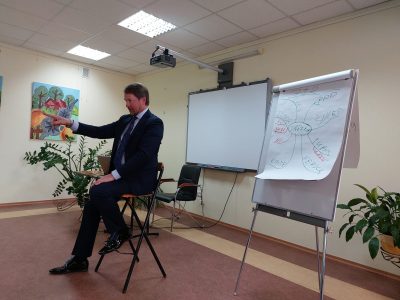 TRAKŲ VVG DARBUOTOJAI DALYVAVO MOKYMUOSE „VIEŠASIS KALBĖJIMAS IR ORATORYSTĖ“ VARĖNOJE 1